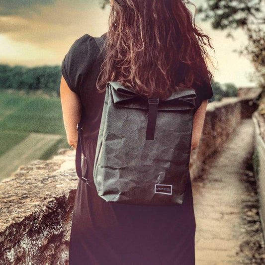 Paper & Sons Rucksack für Damen aus Kraftpapier